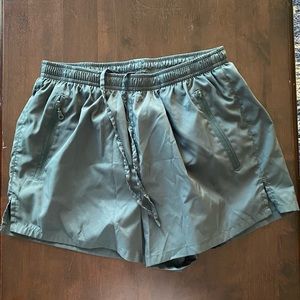 GIRLFRIEND COLLECTIVE running shorts